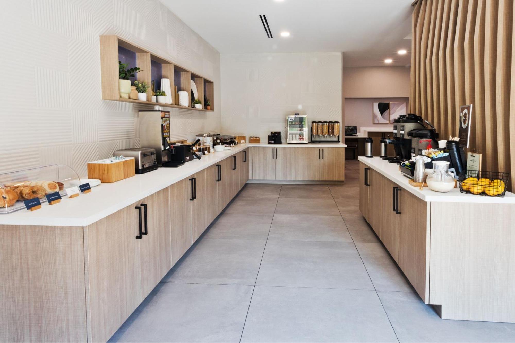 Springhill Suites Birmingham Colonnade Екстериор снимка