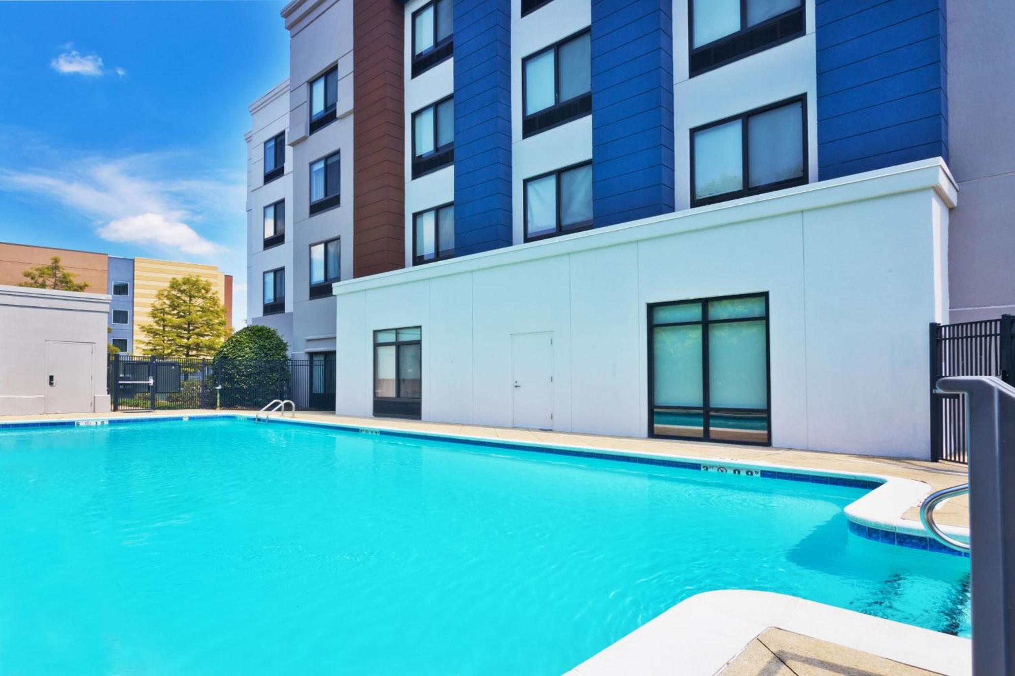 Springhill Suites Birmingham Colonnade Екстериор снимка