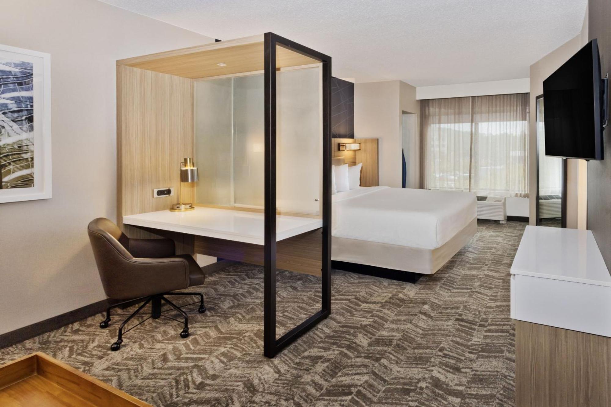 Springhill Suites Birmingham Colonnade Екстериор снимка