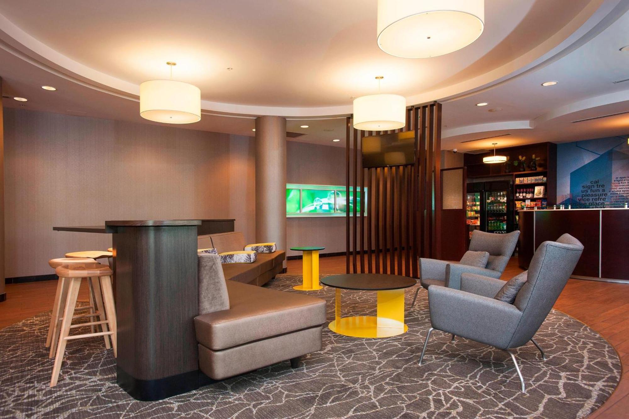 Springhill Suites Birmingham Colonnade Екстериор снимка