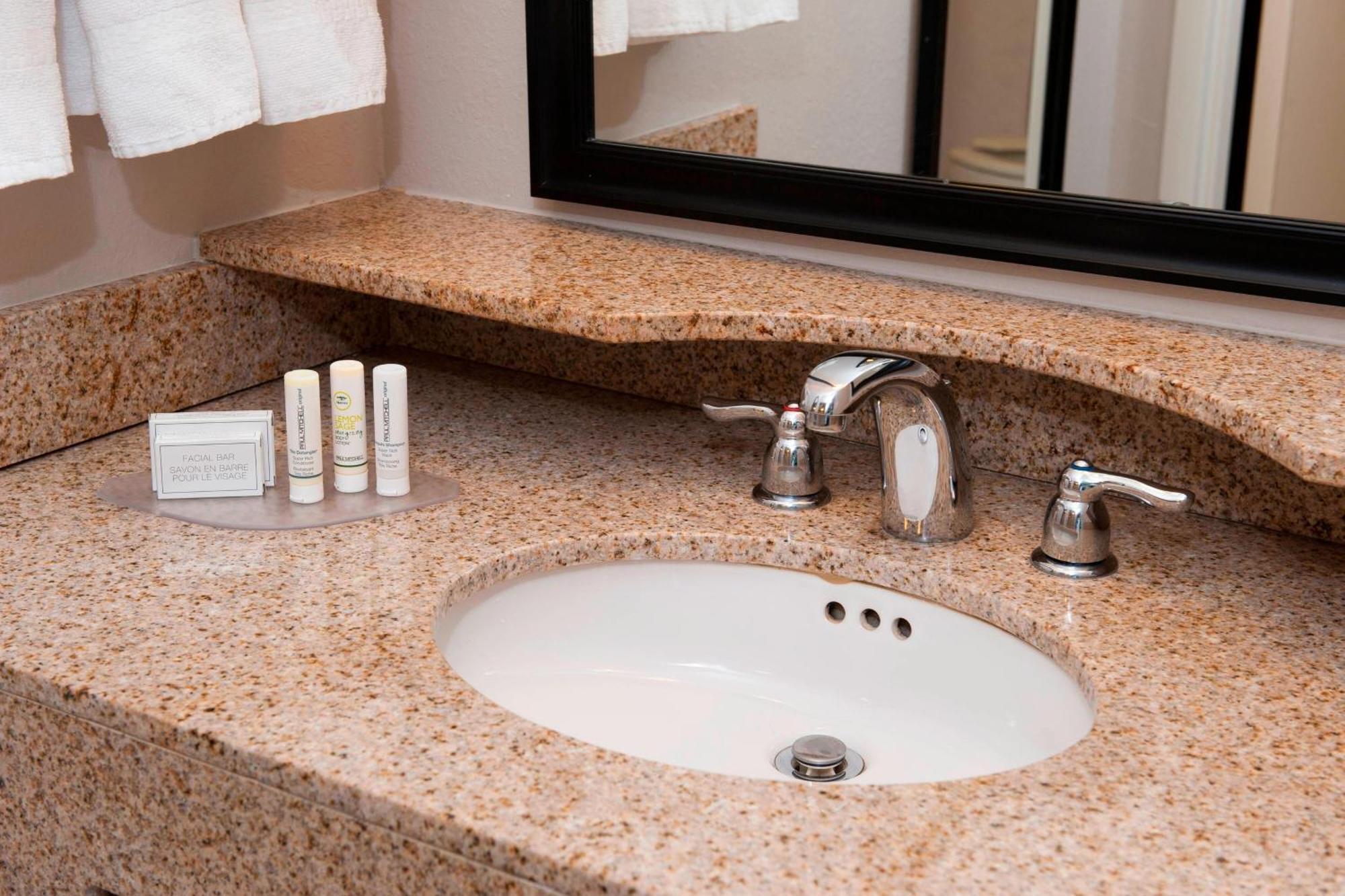 Springhill Suites Birmingham Colonnade Екстериор снимка
