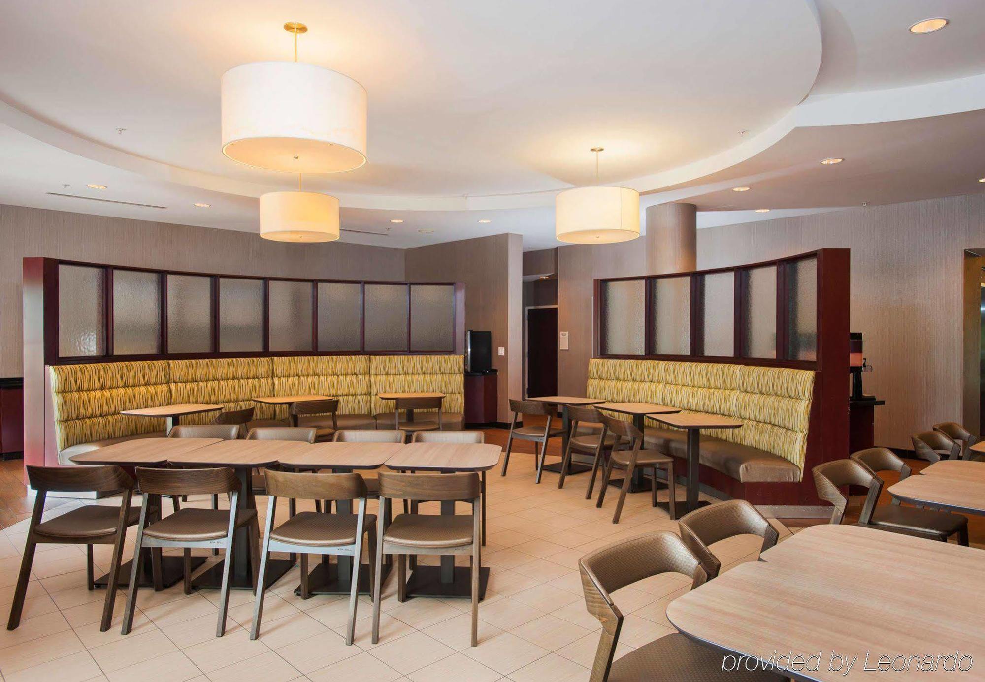 Springhill Suites Birmingham Colonnade Екстериор снимка