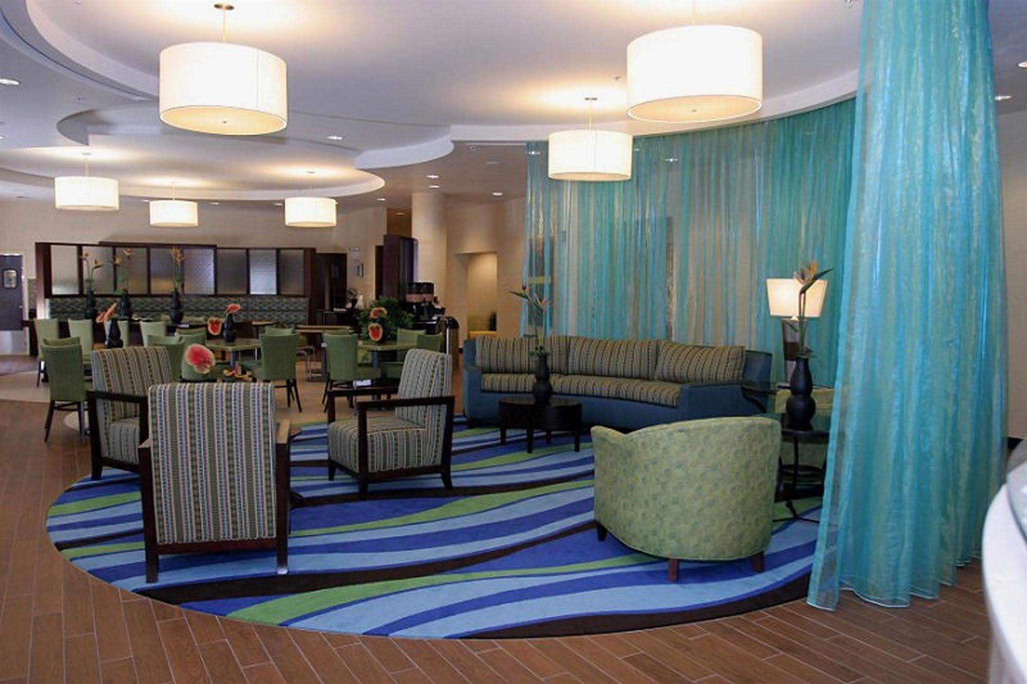 Springhill Suites Birmingham Colonnade Екстериор снимка