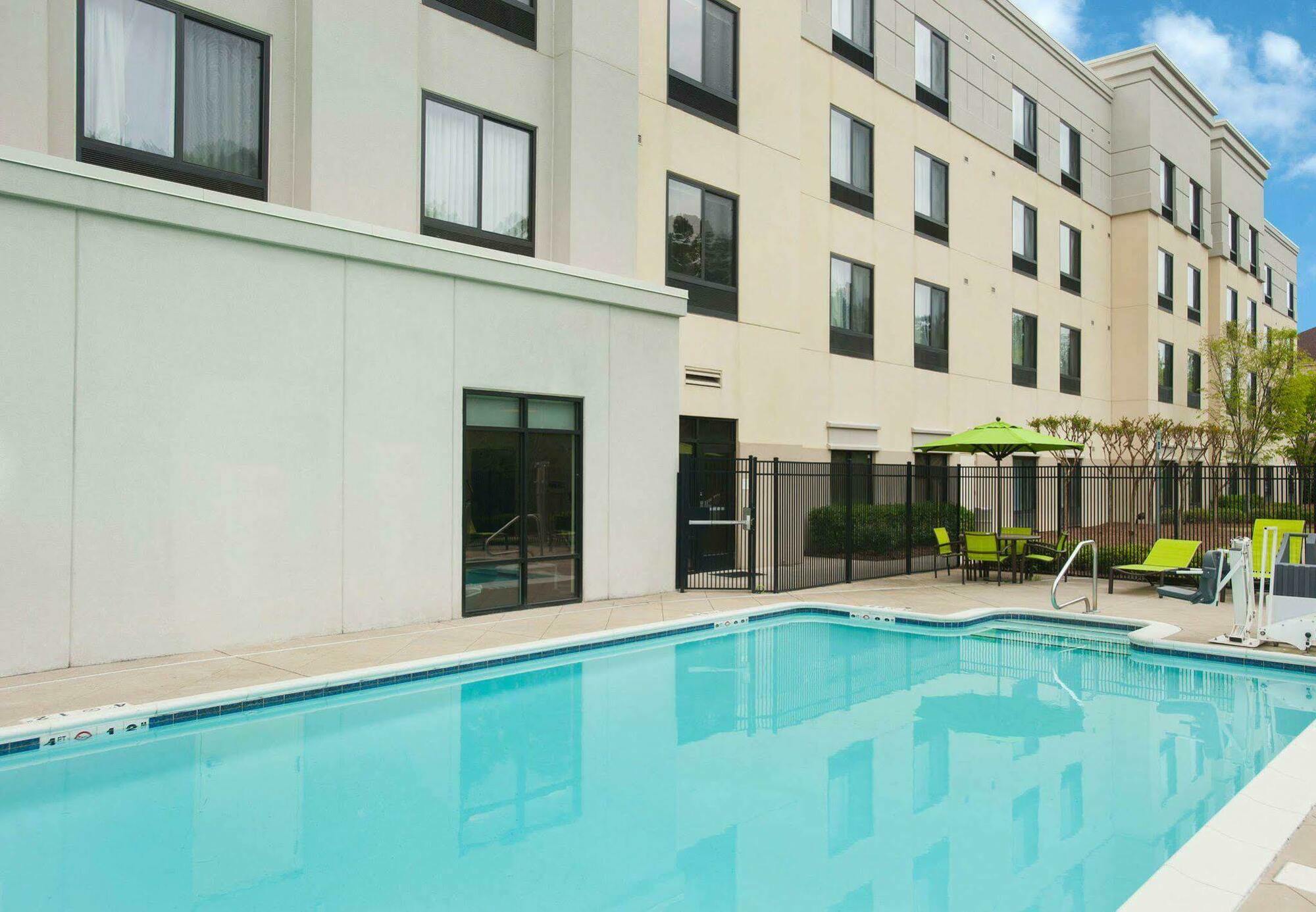 Springhill Suites Birmingham Colonnade Екстериор снимка